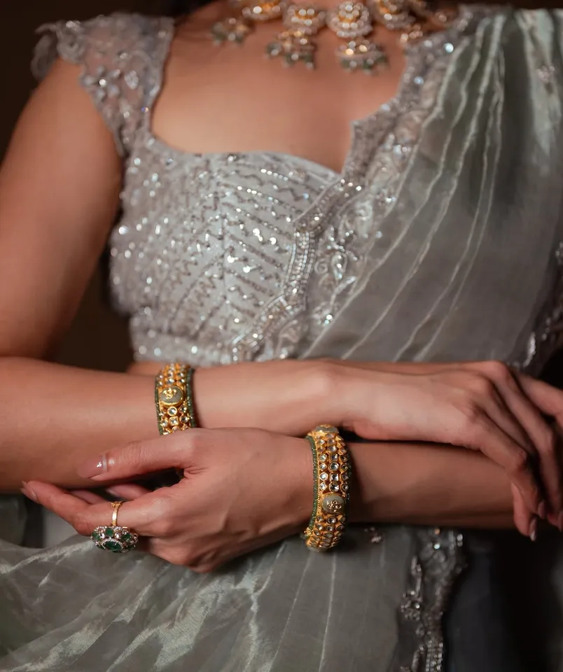 losliya lehenga