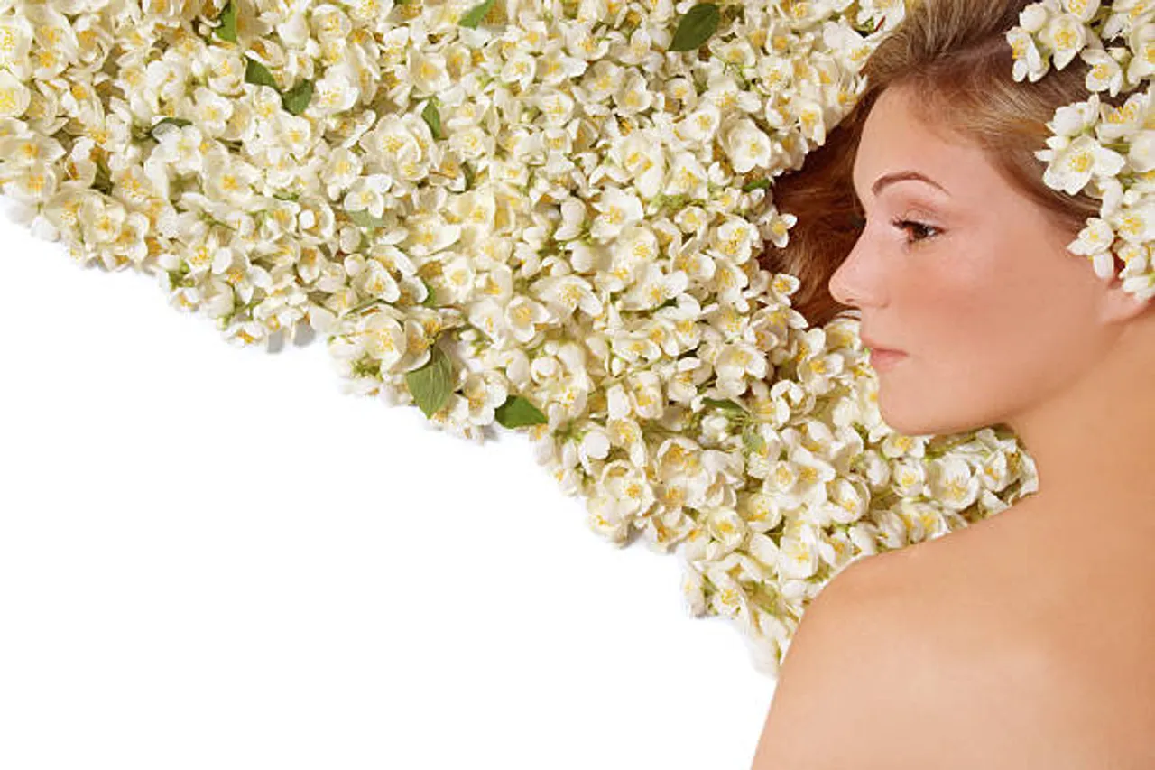 jasmine on hair