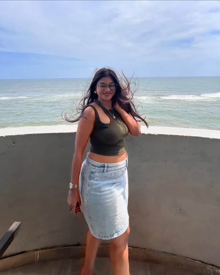  VJ Parvathy Insta 