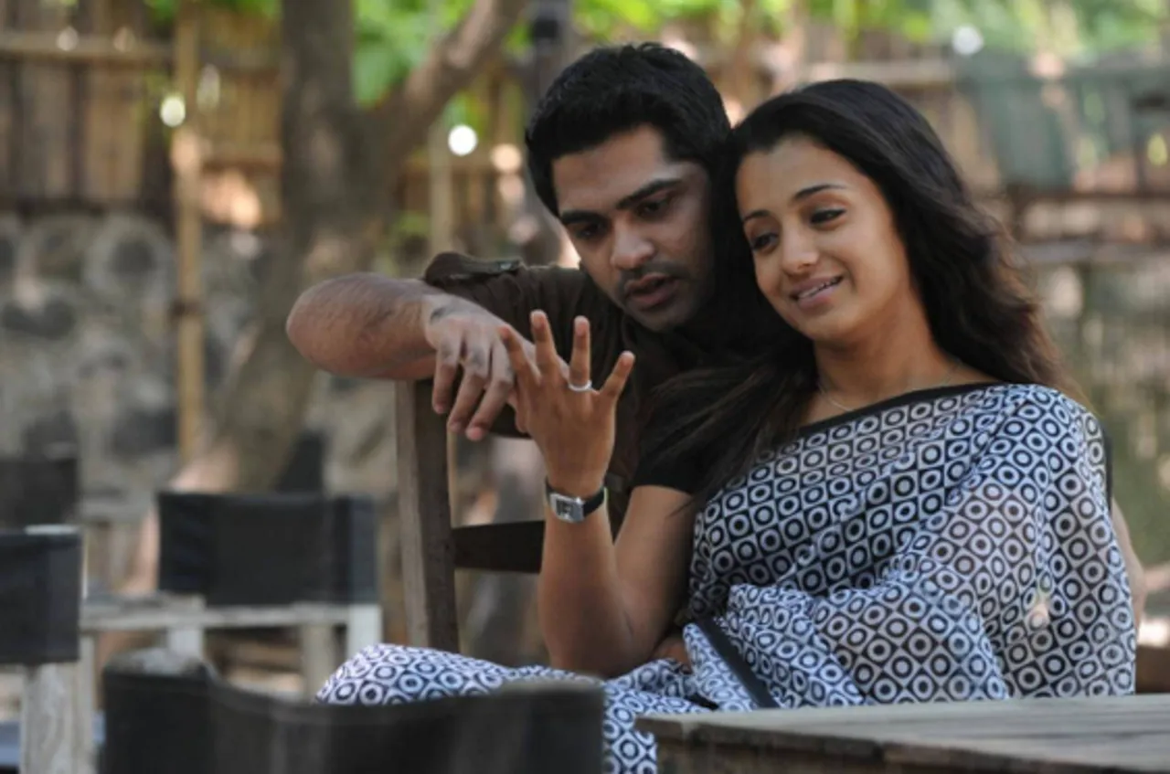 vinnai thandi varuvaya