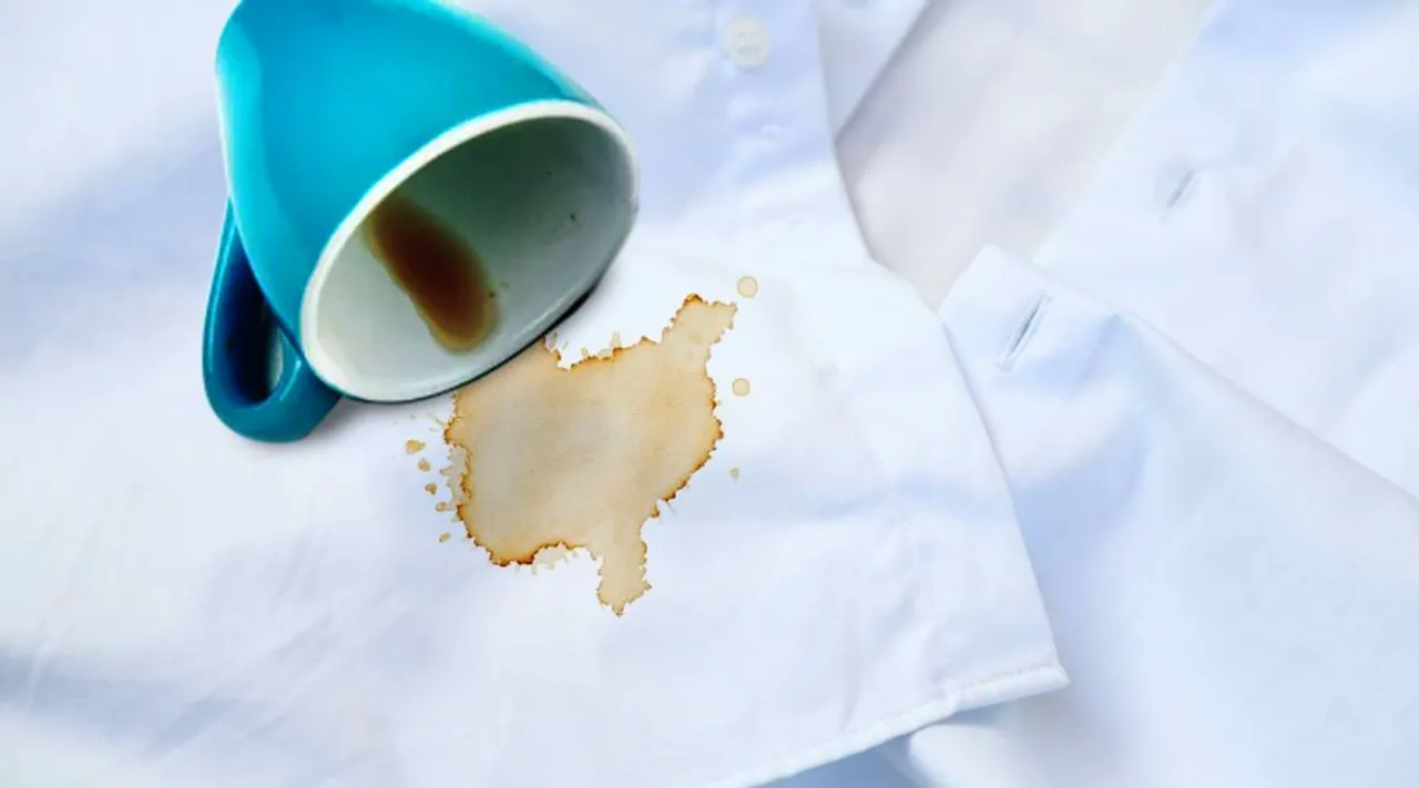 How to remove tea strains from clothes