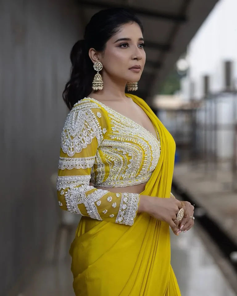 sakshi agarwal 