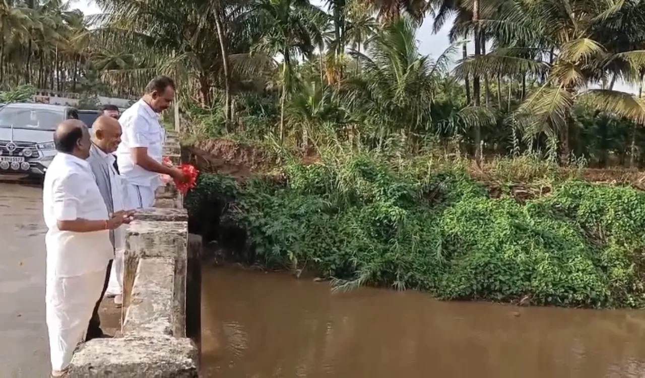Noyyal river