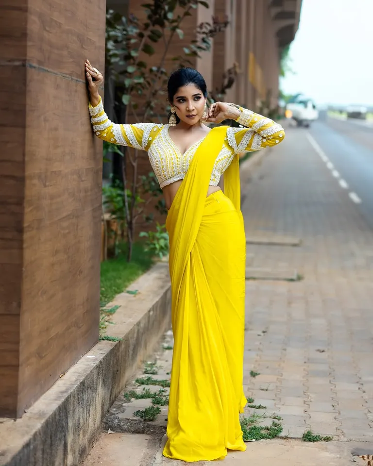 sakshi agarwal 