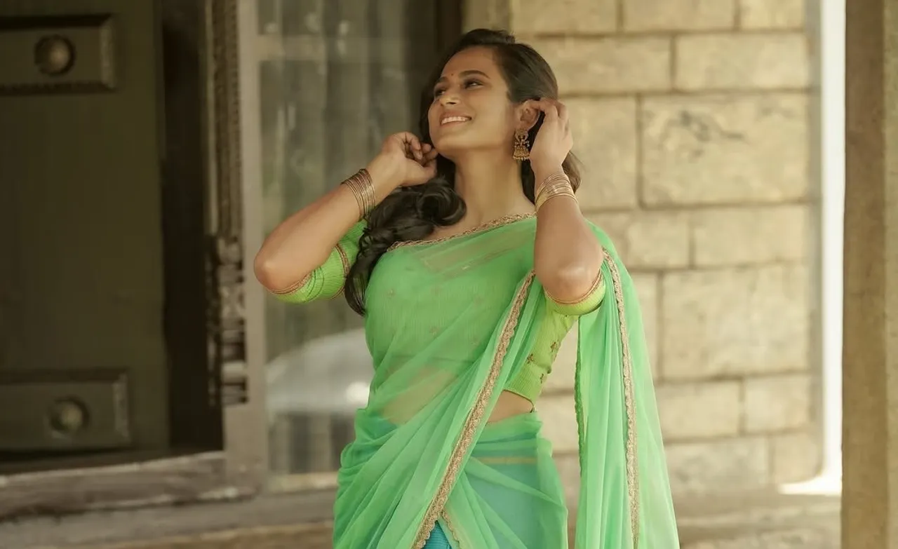 Ramya Pandian Half saree
