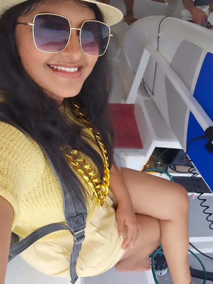 எஞ்ஜாய் குயின்.... வெளிநாட்டில் பொழுதை கழிக்கும் சீரியல் நடிகை: இப்போ இவர் சினிமா ஸ்டார்