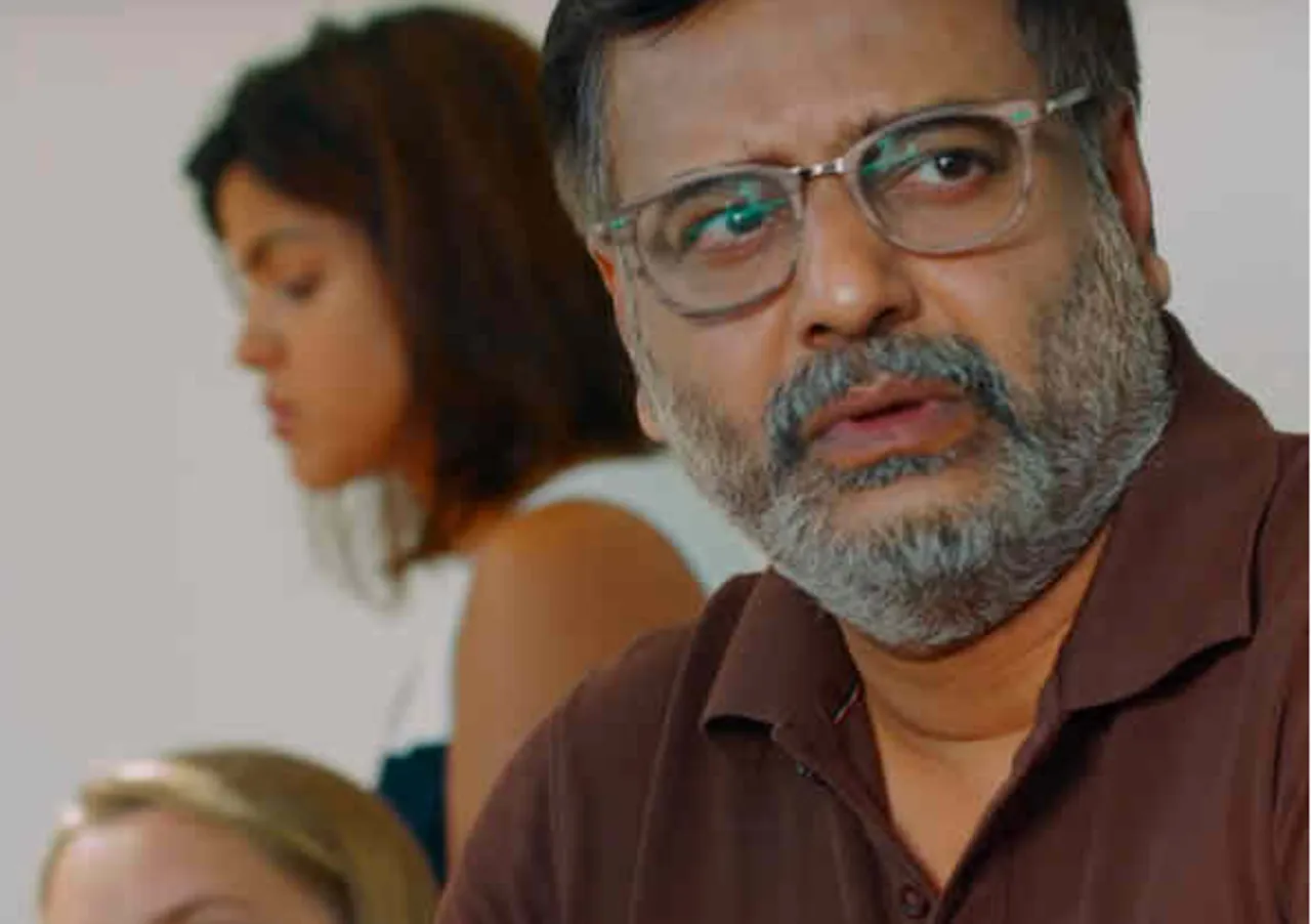 vellai pookal