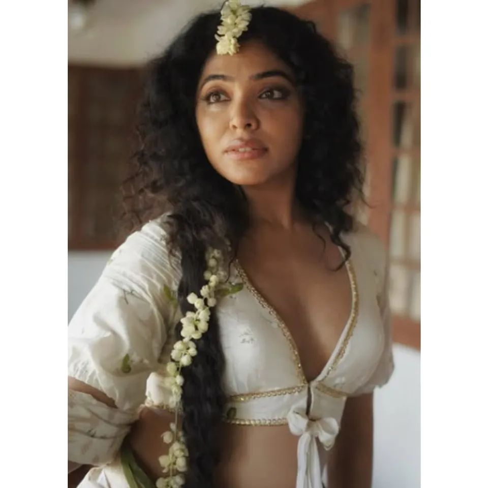 Rima Kallingal actress childhood photos Tamil News