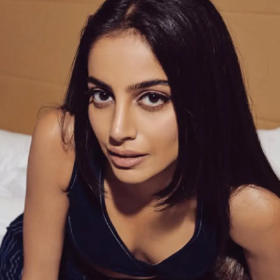 Banita Sandhu actress body shamed in her first Tamil film Tamil News