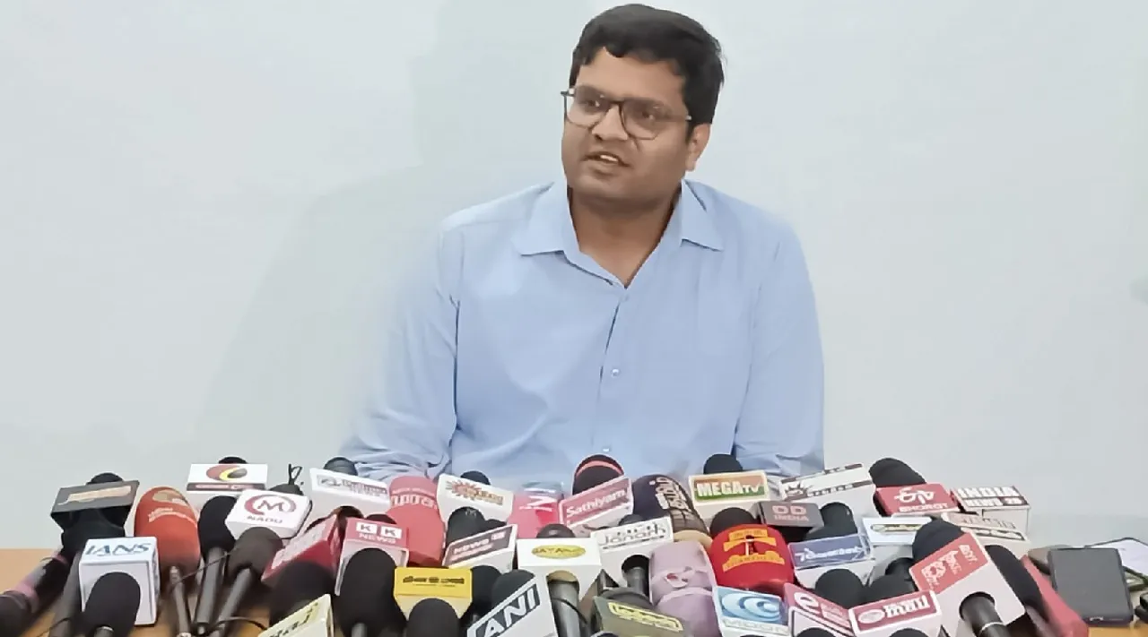 Trichy new district collector V Saravanan press meet Tamil News