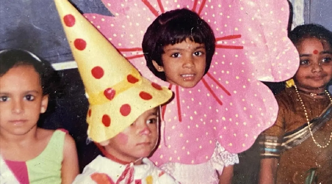 Actress Malavika Mohanan childhood photo going viral Tamil News