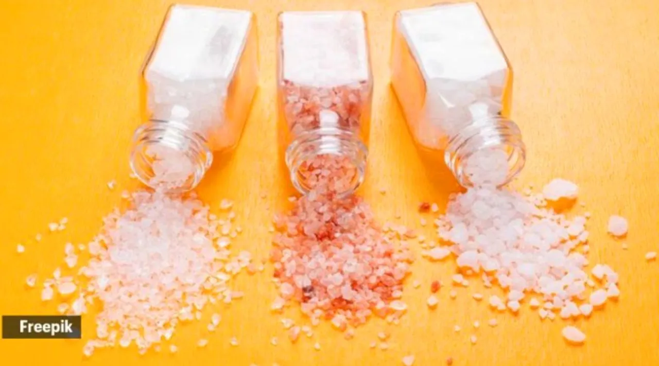 white iodised salt