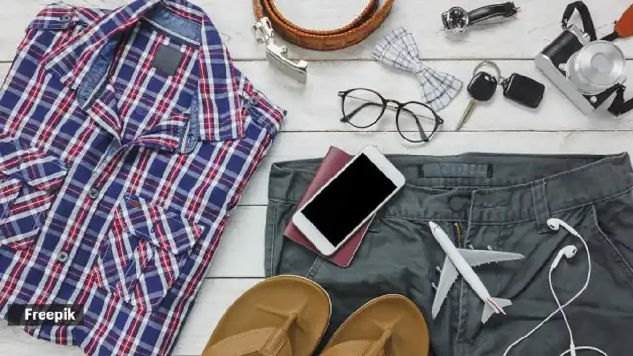 Flight wear Travel clothing Airport fashion