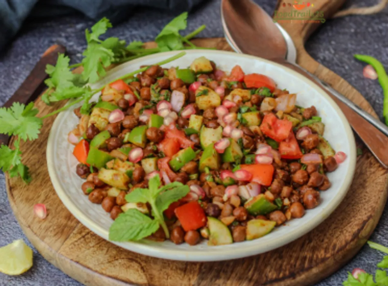 kala chana chaat
