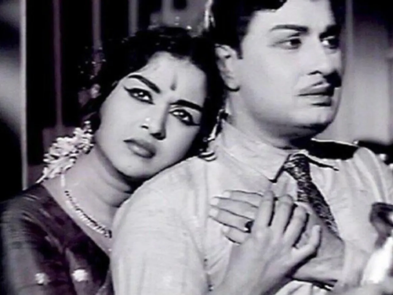 kalangarai vilakkam