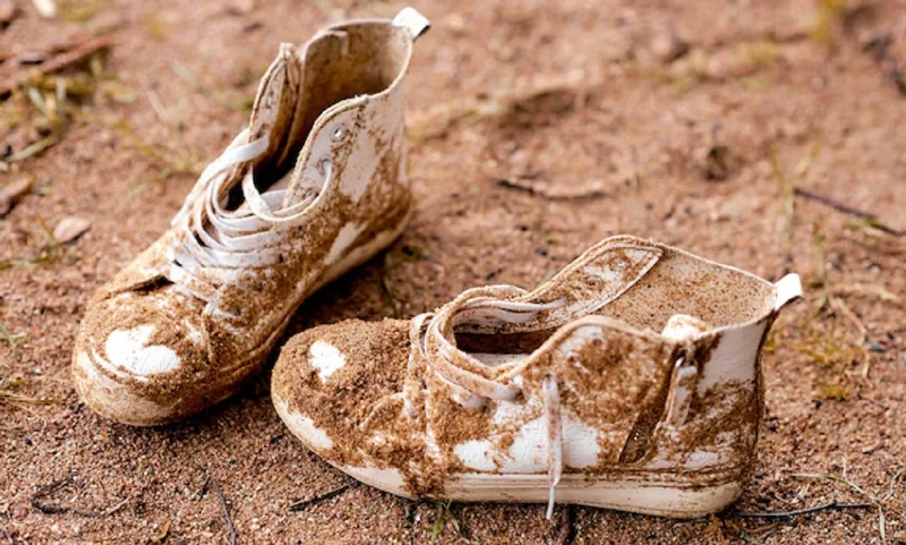 Shoe cleaning