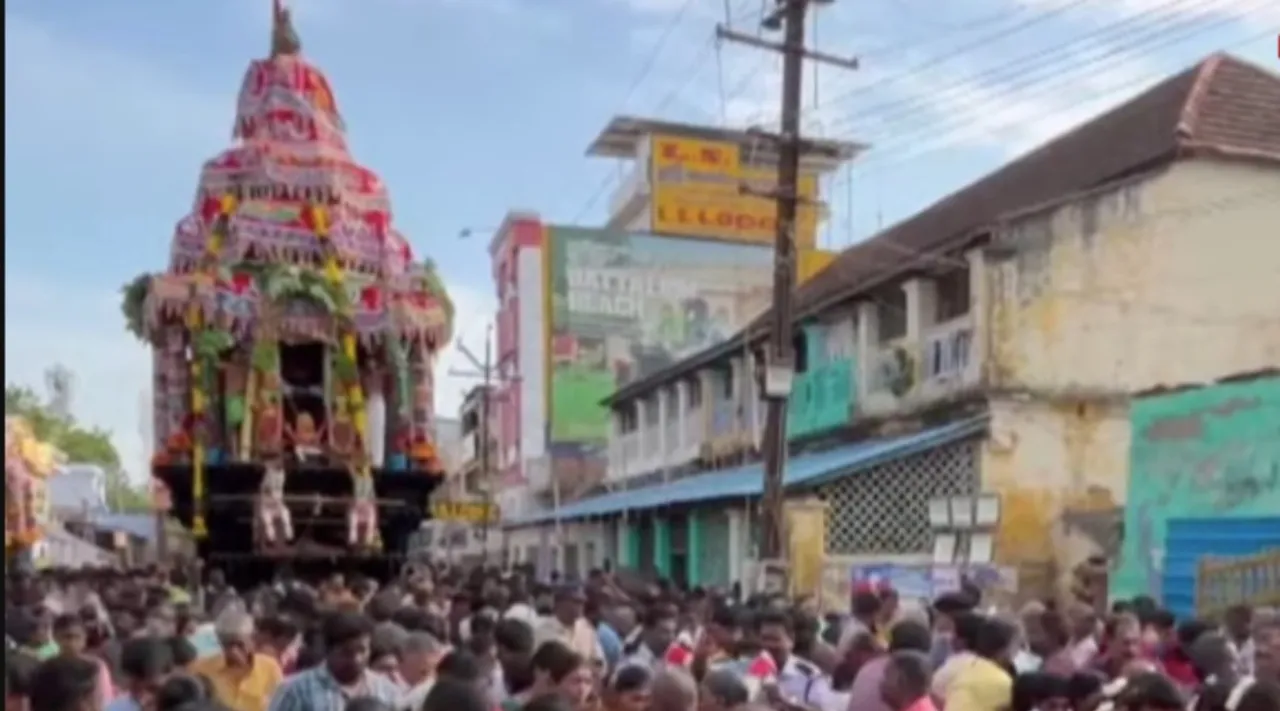 thiruchendur aavani therottam