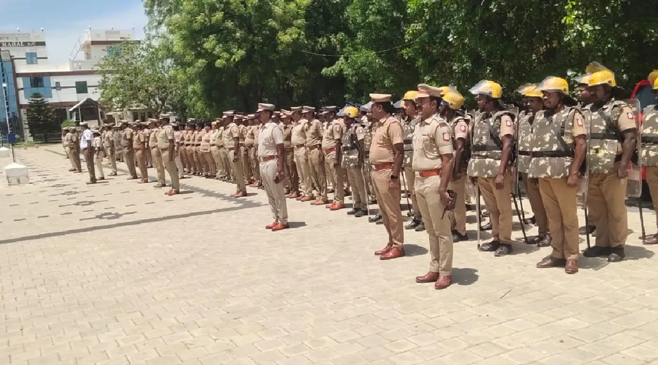 Trichy Ariyamangalam Vinayagar Chaturthi Flag parade attended by 238 policemen Tamil News