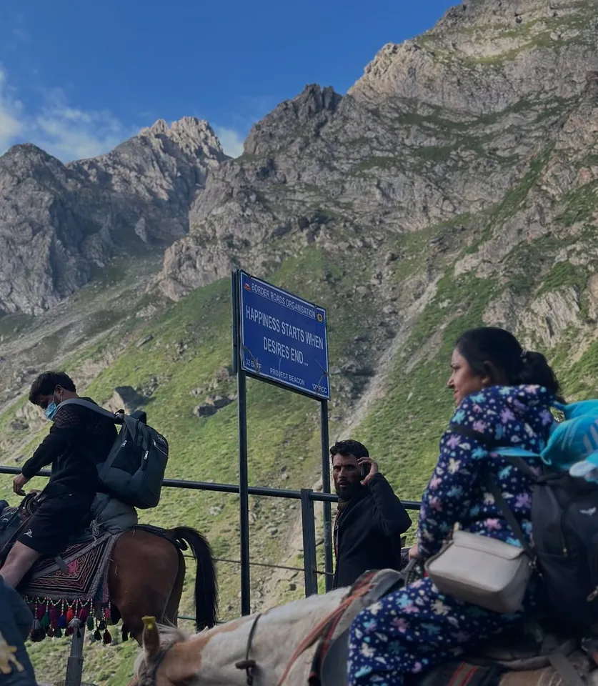 The Amarnath Yatra tested every part of me body, mind, and soul.There were moments I couldn’t ev (4)