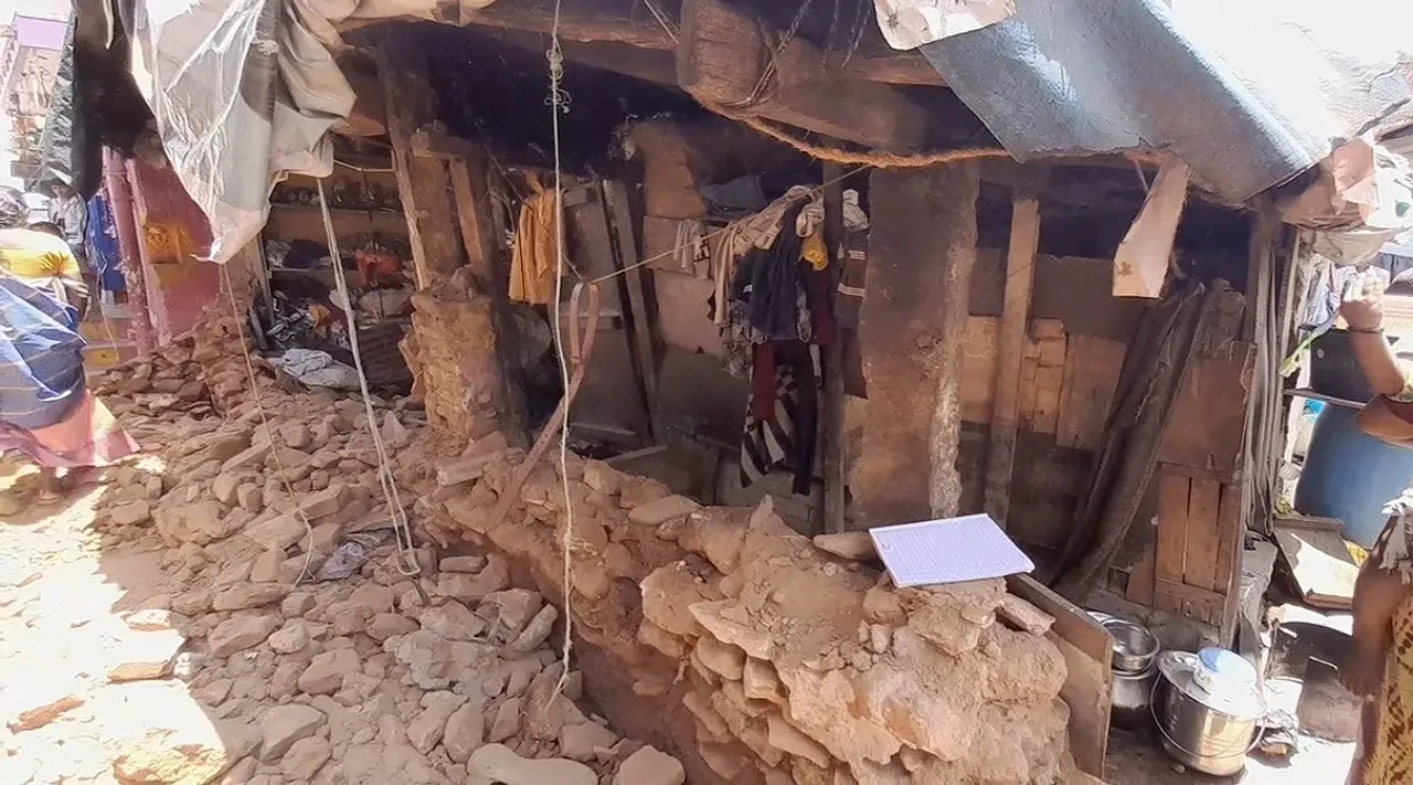trichy wall collapse