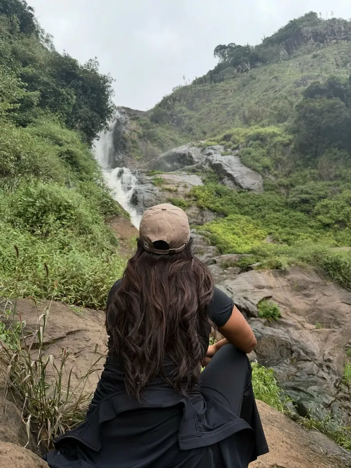 நீ எனதருகினில் நீ இதை விட ஒரு கவிதையே கிடையாதே🤌🏼♥️ (4)