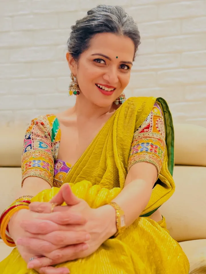 Along with this amazing song, voice and lyrics I would love to take a moment to introduce, the p