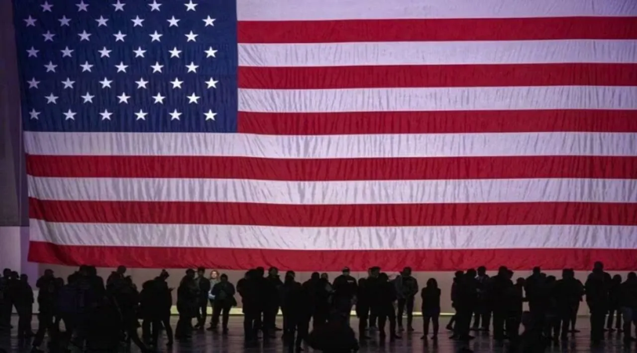 Bloomberg USA flag 2