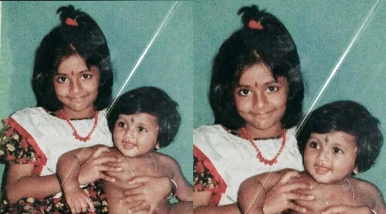 Navya Nair Childhood