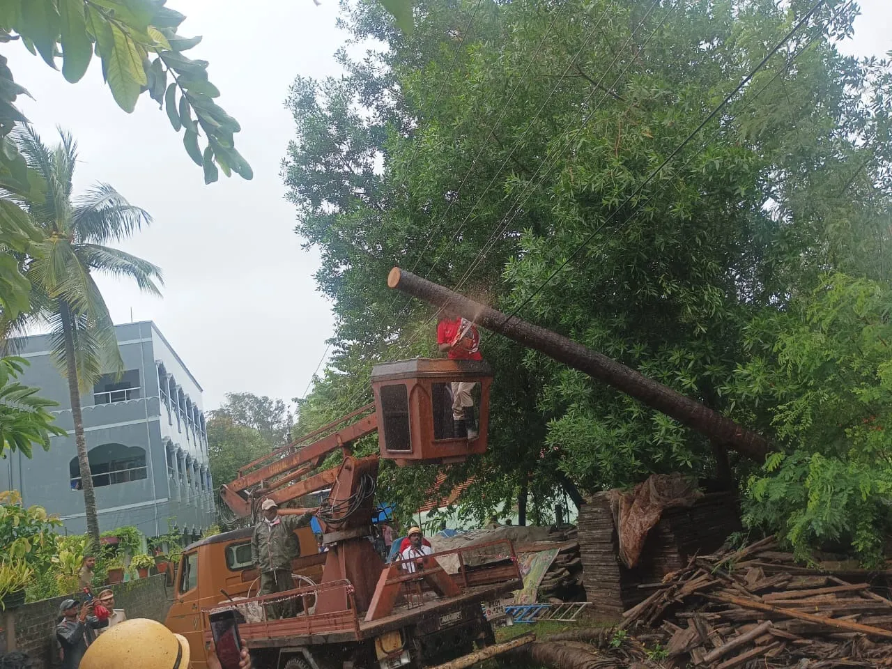 WhatsApp Image 2025-10-28 at 6.56.38 PM