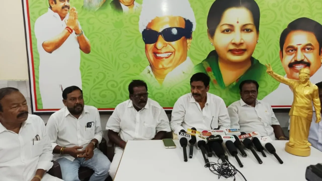 Screenshot 2025-11-03 180856