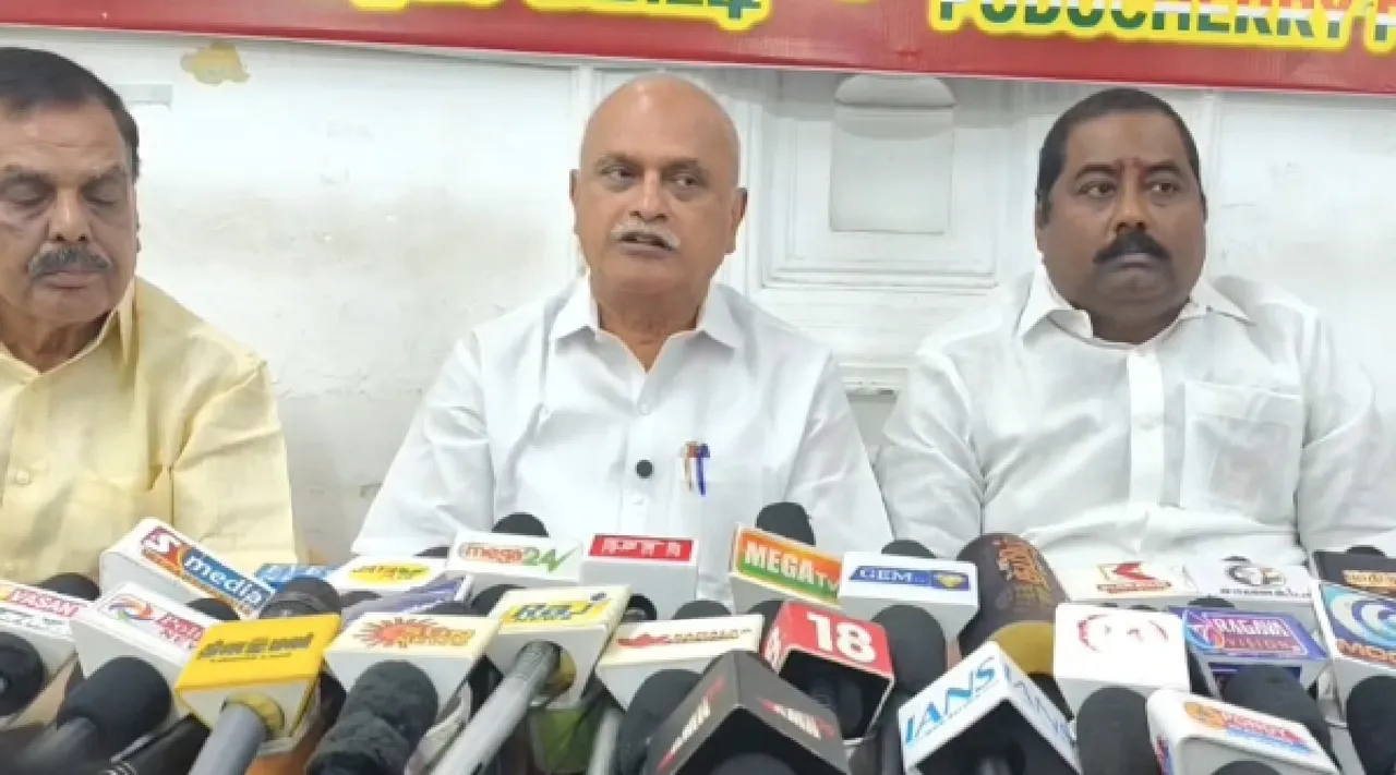 Puducherry Congress MP Vaithilingam action urge against  Former Health Minister Malladi Krishna Rao Tamil News