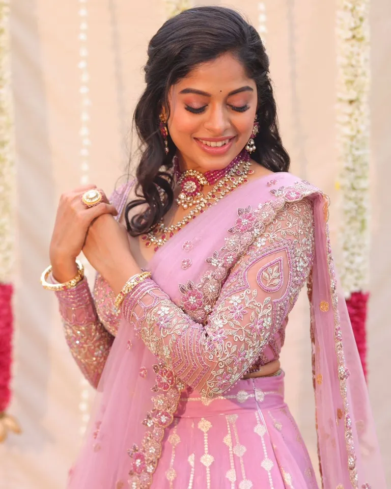 Dharshana 