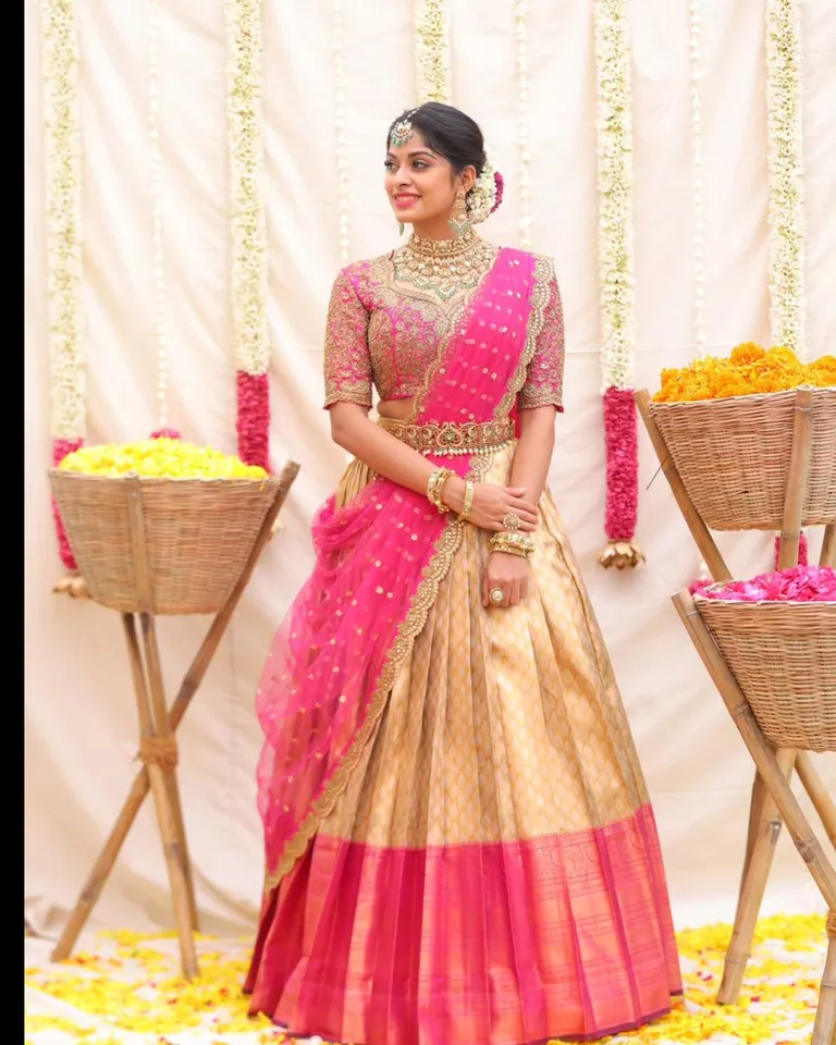 Dharshana 
