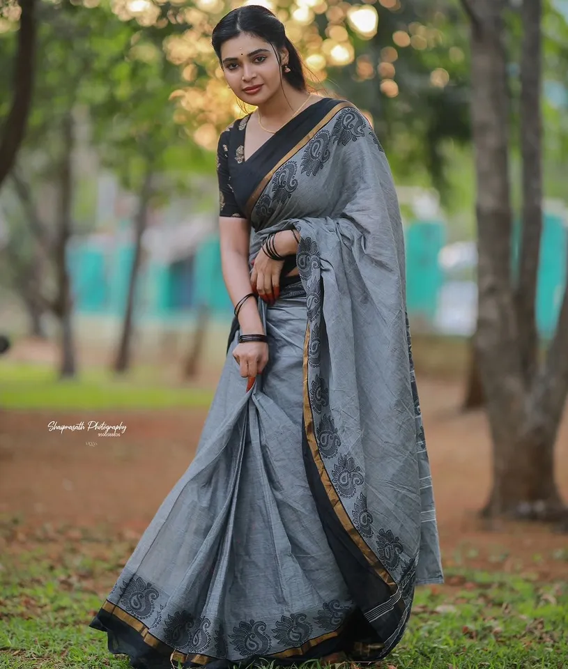 Dharsha Gupta instagram 
