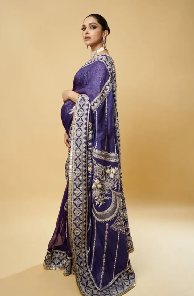 Actress Deepika Padukones pregnant photo is out