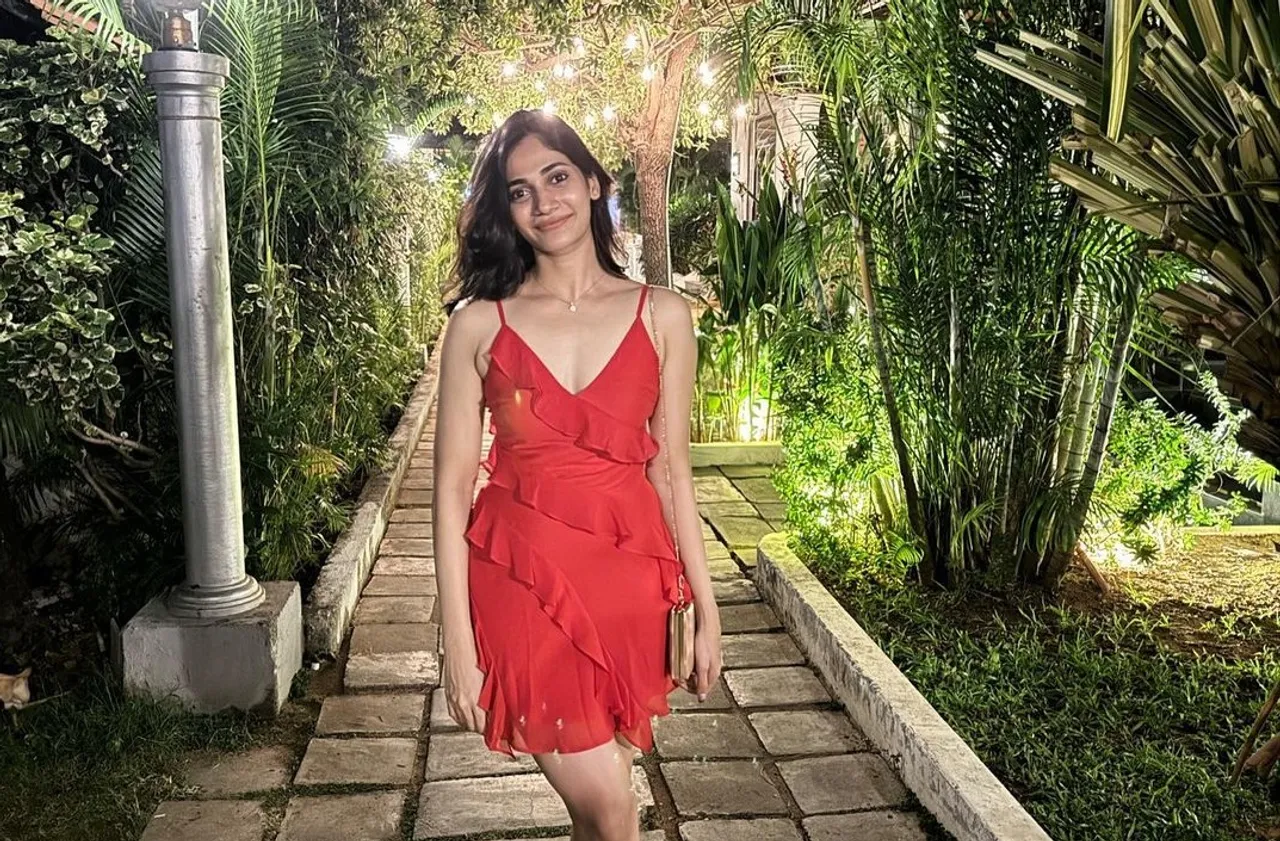 Losliya 