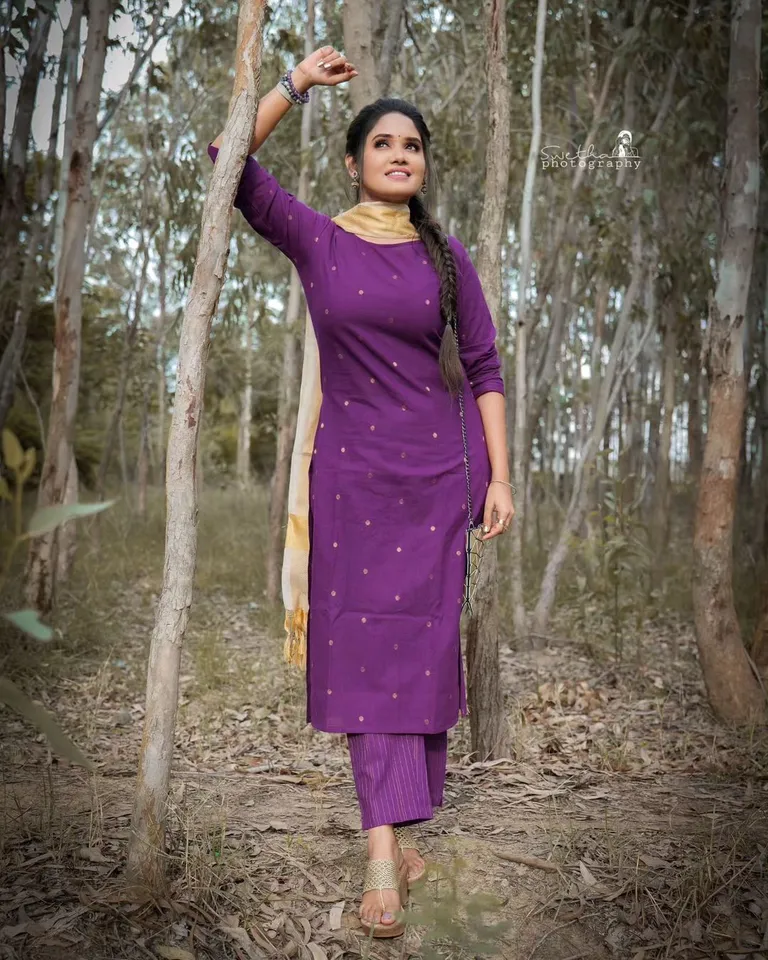 Saai Gayathr