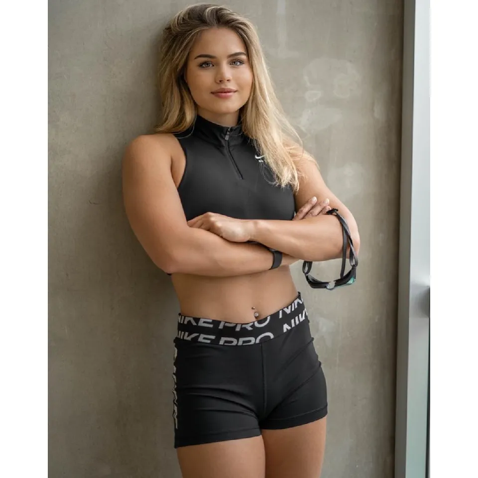 Luana Alonso | Paraguayan swimmer