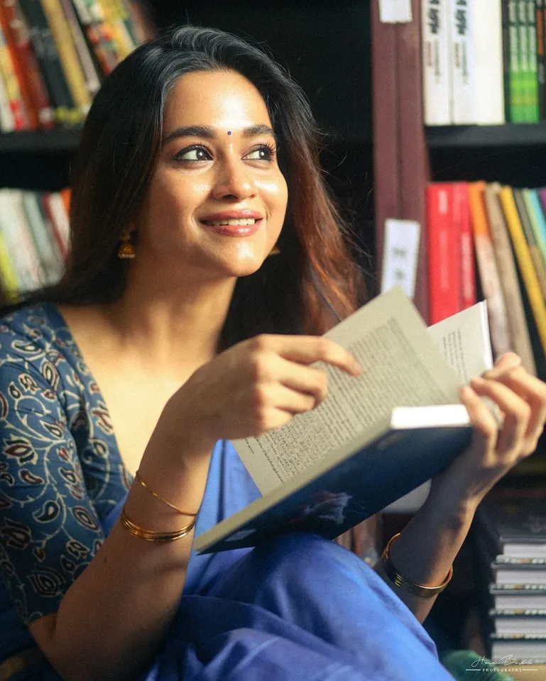Kavya arivumani 