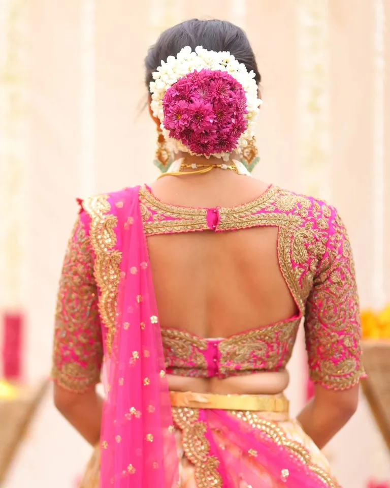 Dharshana Dharshana 