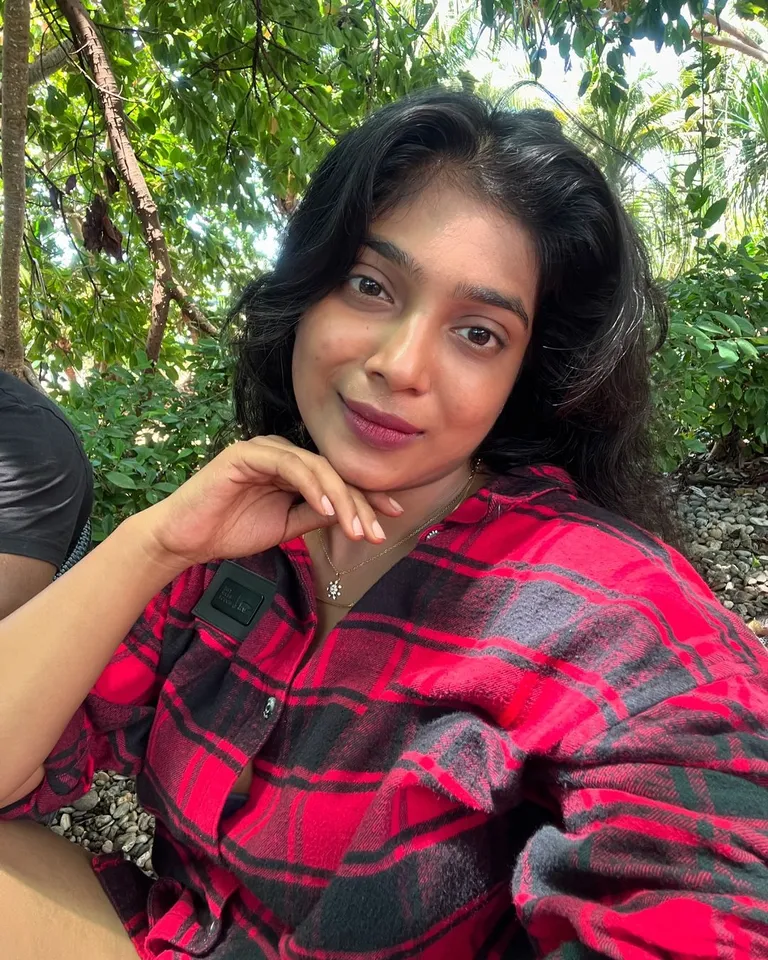 vj parvathy 