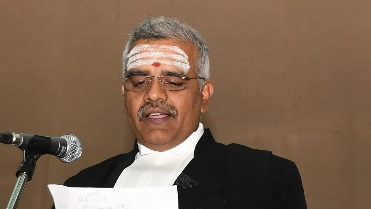 ஆனந்த் வெங்கடேஷ்