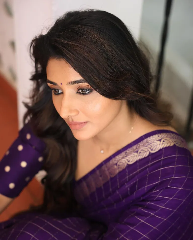 Mirnaa