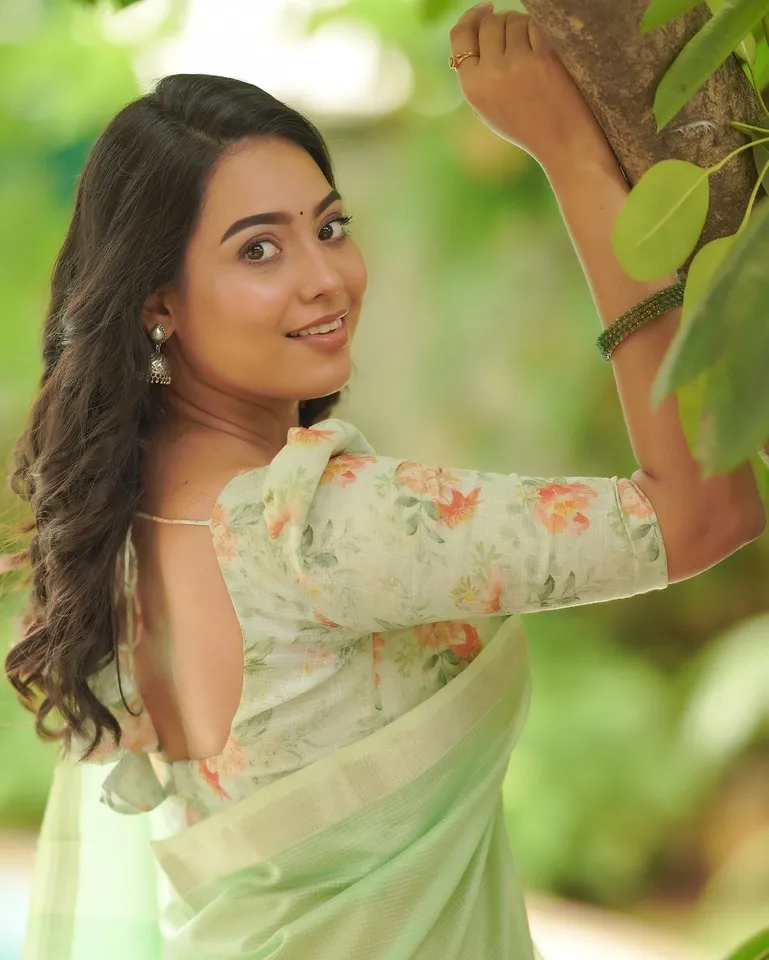 Pavithra janani 