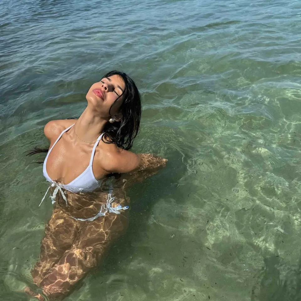 Hardik Pandya Dating British singer who is Jasmin Walia Tamil News 