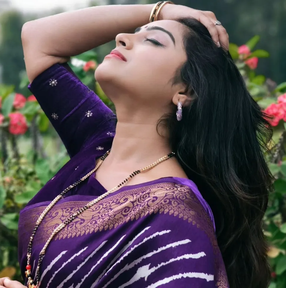 Here are the cute photos of SunTV actress Deepika Akash who flew to Mumbai