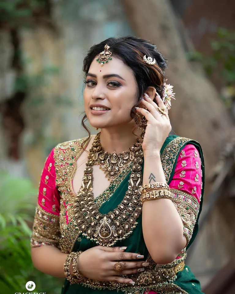 farina azad 