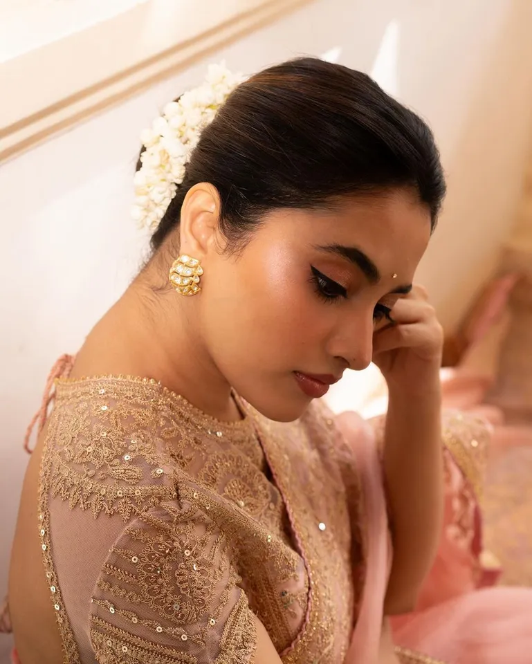 Priyanka Mohan1