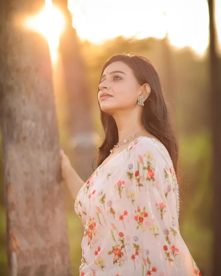Divya Ganesh