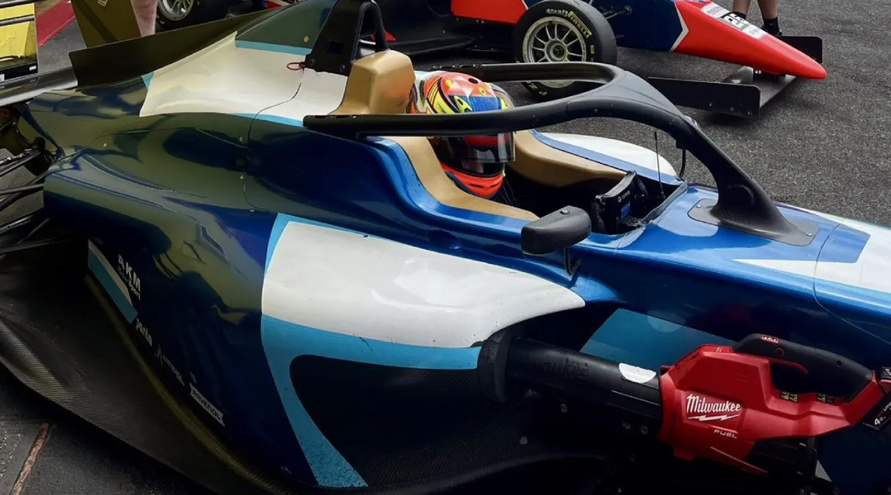 Chennai Formula 4 night race car top speed and price details in tamil 